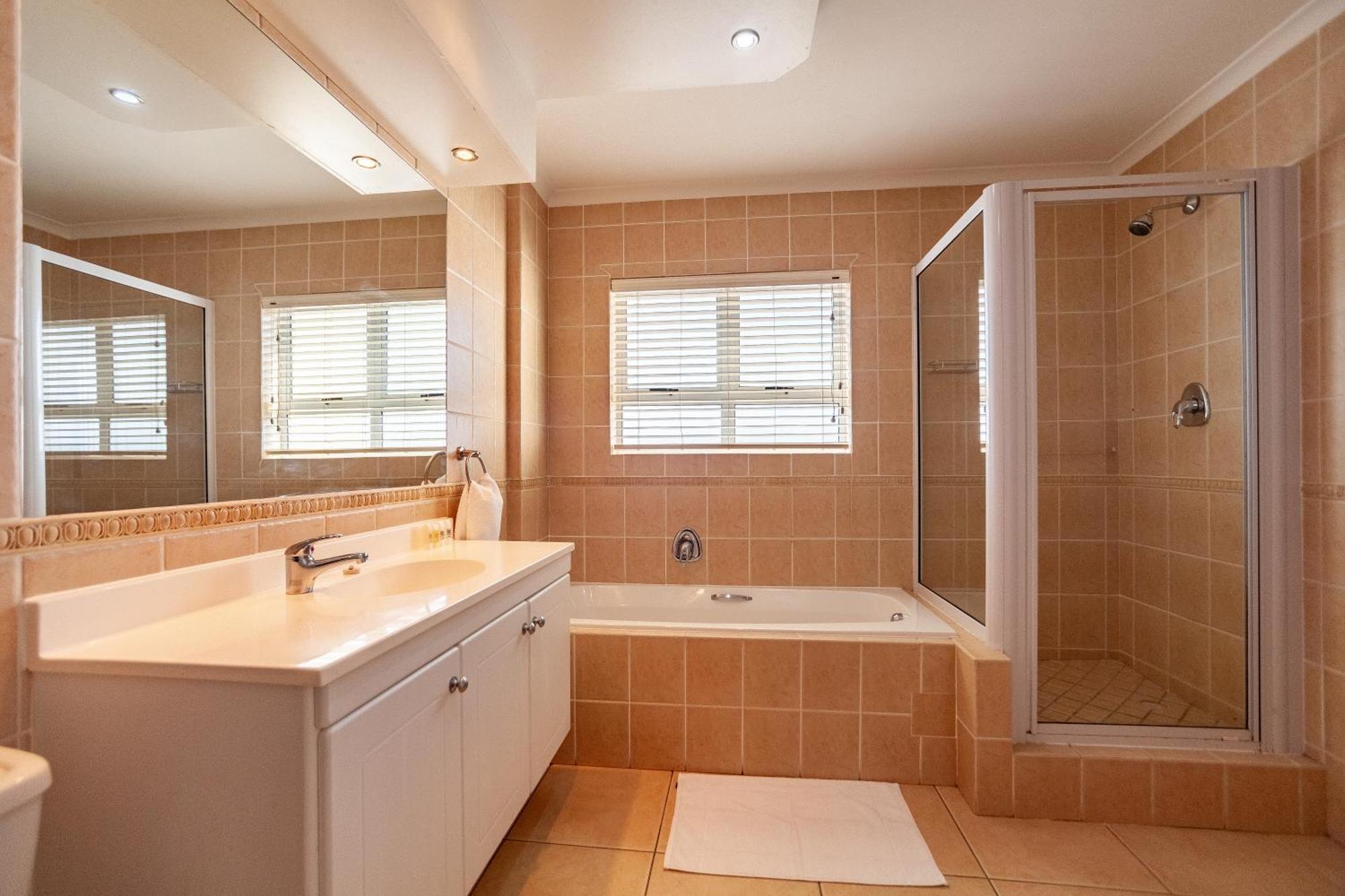 Luxury Ocean View Beachfront 2 Bed Apartment -206 The Waves, Blouberg, Cape Town Bloubergstrand Ngoại thất bức ảnh