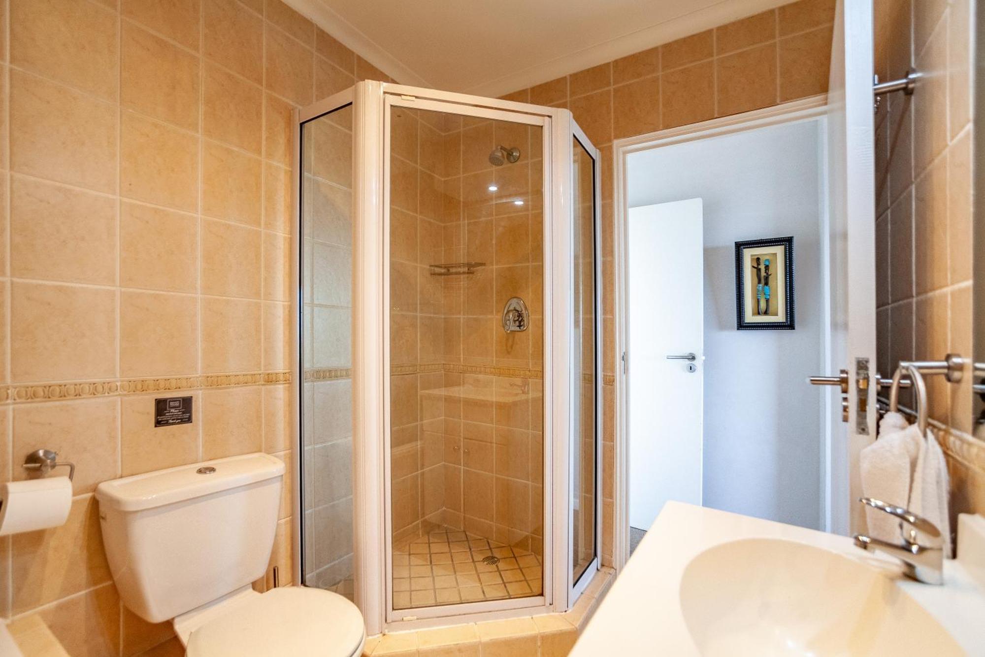 Luxury Ocean View Beachfront 2 Bed Apartment -206 The Waves, Blouberg, Cape Town Bloubergstrand Ngoại thất bức ảnh